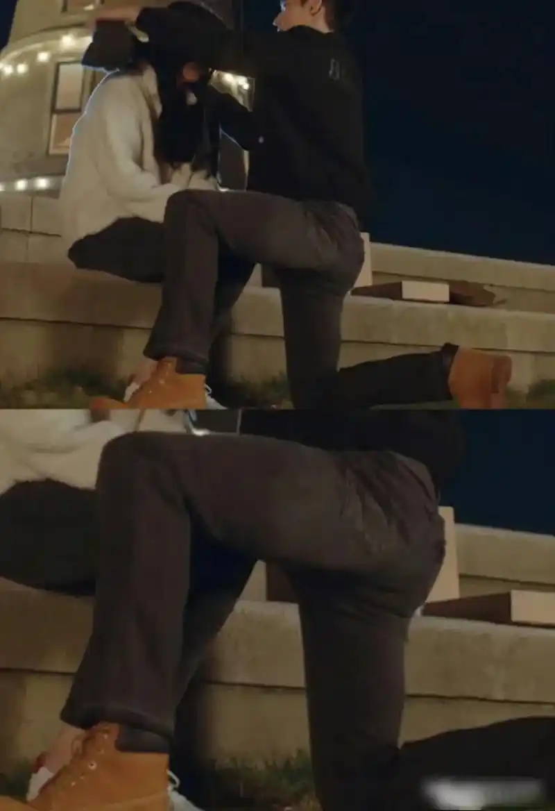 宋焰给许沁系围巾,而网友关注的是杨洋脚:脚背好高啊,感觉鞋子前面都