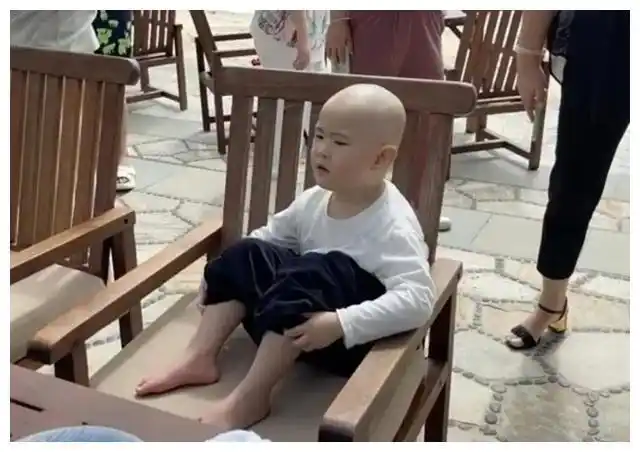 沈腾儿子一岁就能唱歌