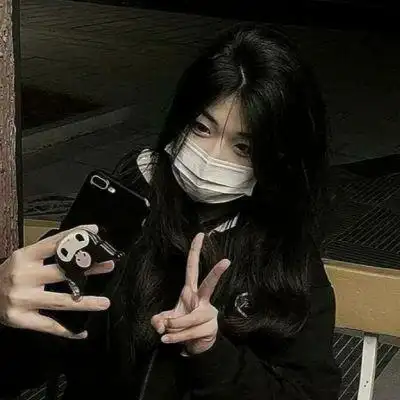 高冷好看的黑色系女生真人头像图片 精选高级感优质微信女头合集_女生