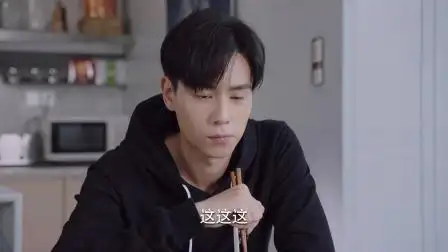 亲爱的热爱的:蓝莓说出韩商言对佟年的态度