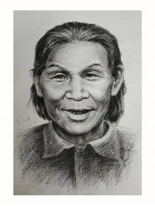 照片写生素描头像伯母画像