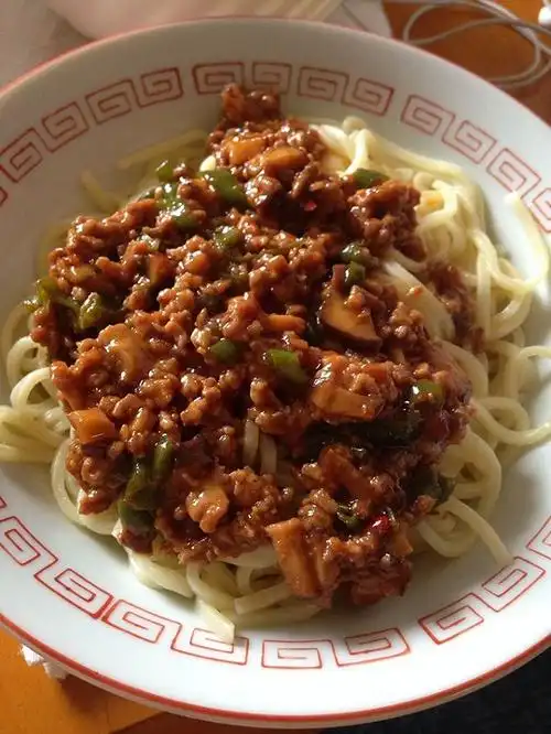 炸酱面的做法_【图解】炸酱面怎么做好吃_炸酱面_家常做法大全_豆果