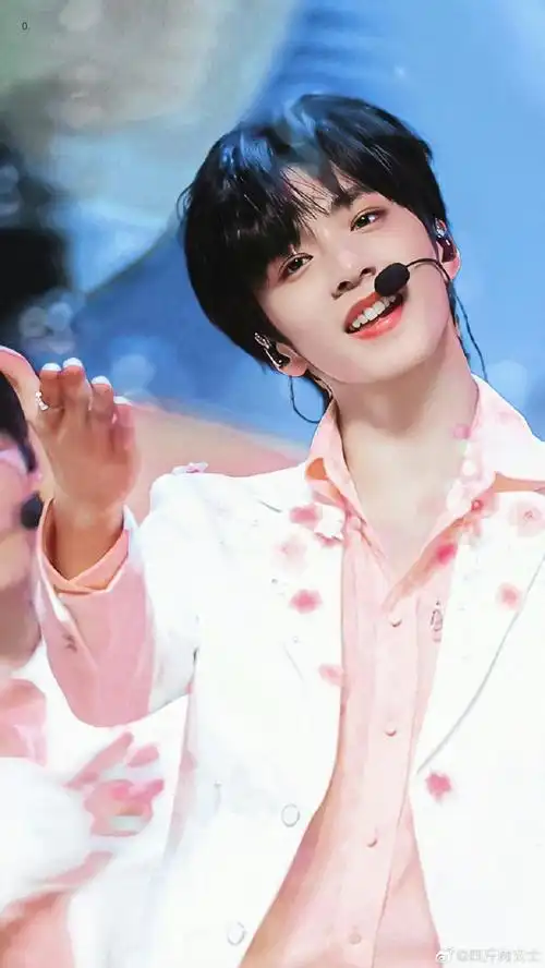 新生代演员刘耀文##刘耀文blue