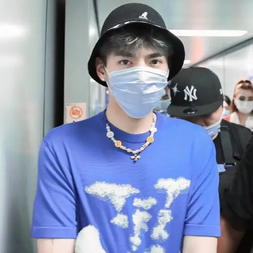 believerseven同款亦凡吴亦凡小众项链小蜜蜂雏菊笑脸项链