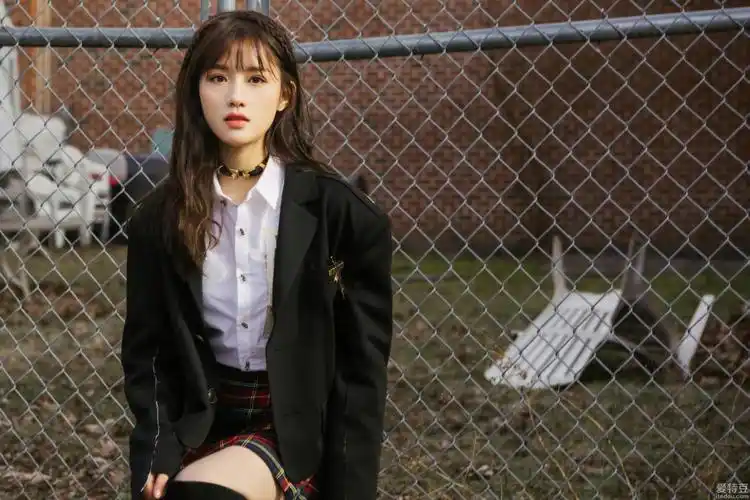 陈意涵estelle新单曲《想你》零点上线