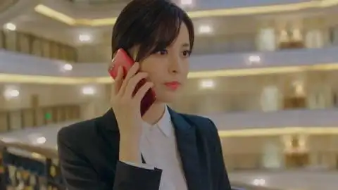 《风暴舞》阿曼达询问周子萱情况 周子萱打电话找时云昊