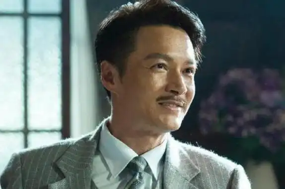 绝密使命中大表哥是谁有原型吗 大表哥扮演者郑国霖个人资料-风君歌曲