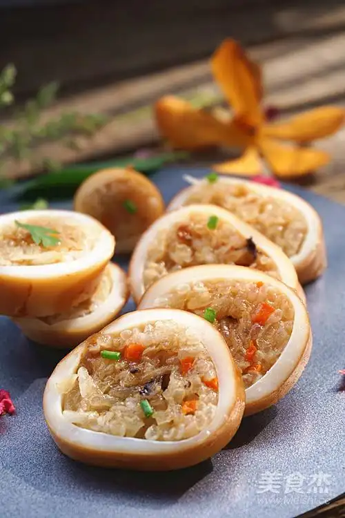 鱿鱼包饭