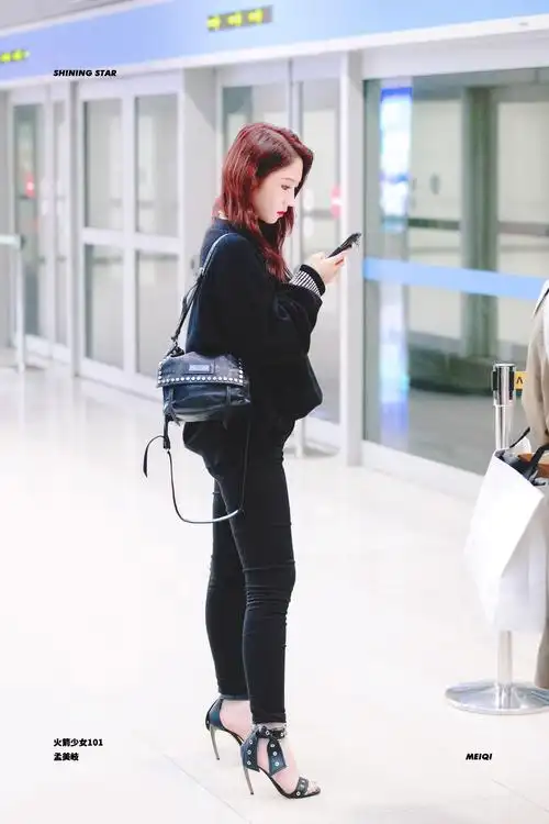 孟美岐的美脚 - 知乎