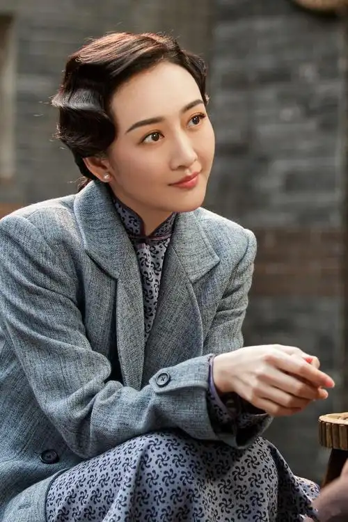 谍战深海之惊蛰王鸥旗袍肉丝袜剧照合集那时的高跟鞋很美