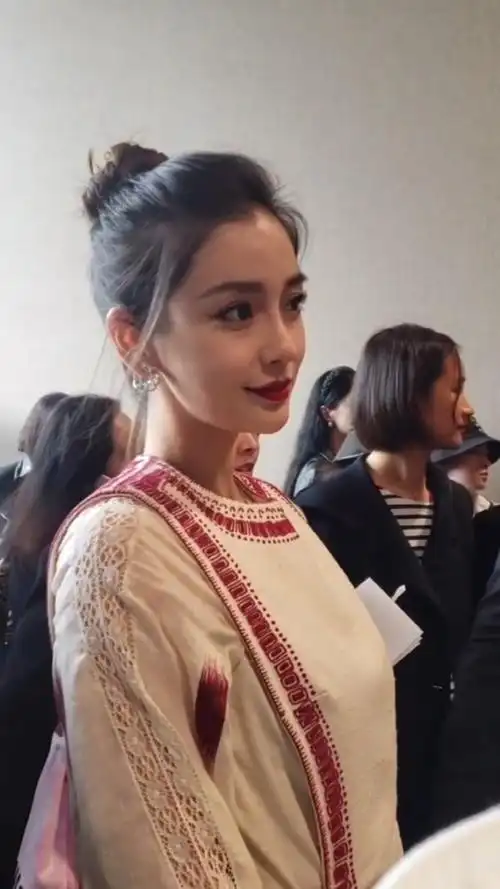 baby这绝美侧面,360度无死角