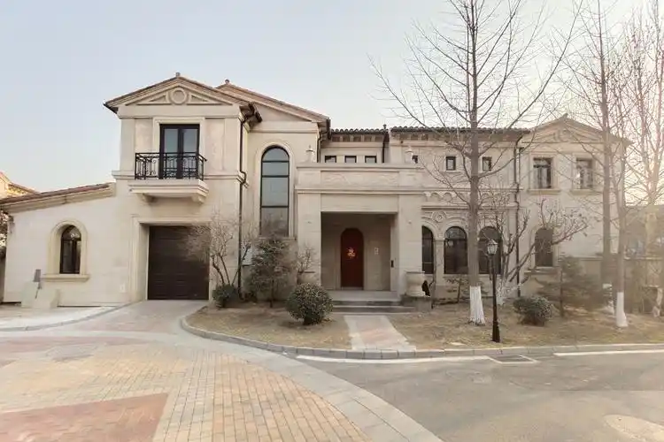 北京通州区满五露台恒温恒湿带泳池合院高档二手豪宅别墅出售信息价格