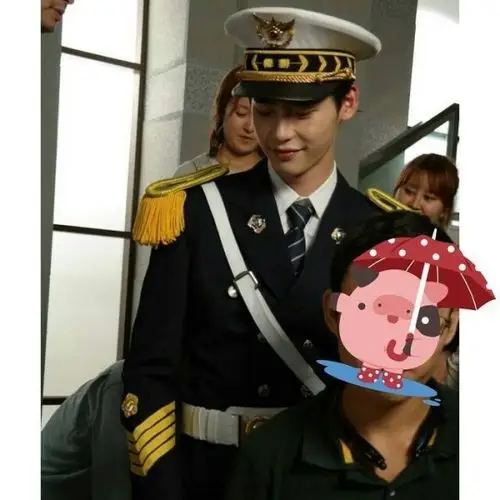 [李钟硕][分享]160220 李钟硕安利系列之制服控 有颜任性轻松驾驭