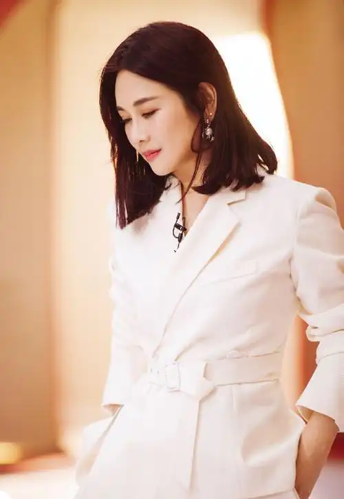 > 陈松伶《乘风破浪的姐姐》第三期剧照图片(2/4)