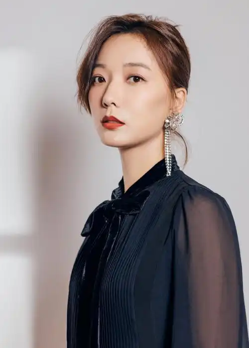 王珞丹遇见友情人