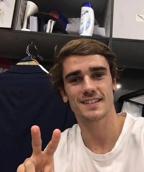 有情有义有颜值!格里兹曼与马竞续约