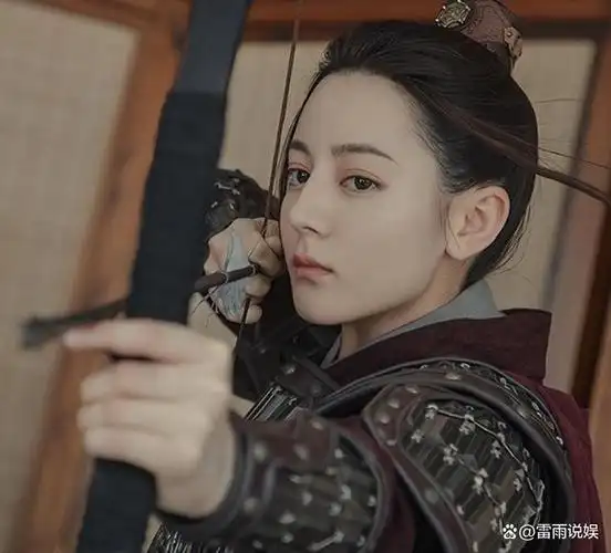 在古装武侠剧里,扎着马尾辫的女人,永远都是英姿飒爽的.