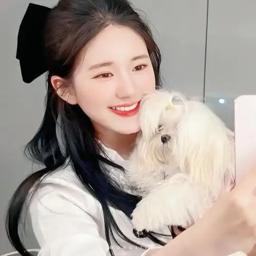 赵露思|赵露思头像 | 繁星还是万丈星河,都不及你眼里闪烁的光