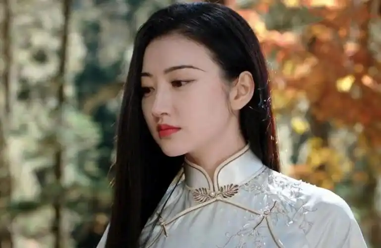 景甜的回应以及拿错剧本的感觉你觉得司藤好看吗