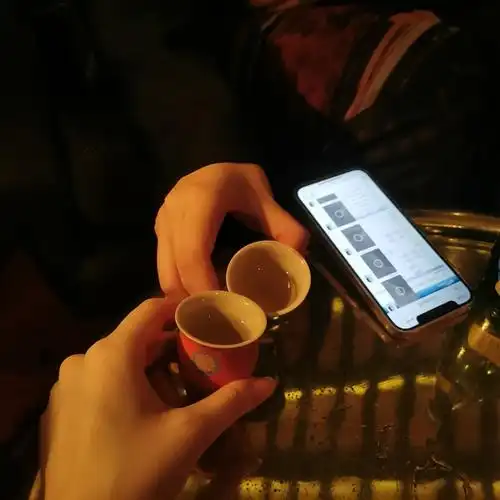 uus分享一下你们出去跟朋友喝酒干杯拍的照片好咩我需要治愈0707