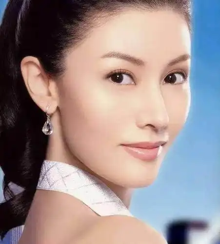 鼻子很重要!娱乐圈鼻子超好看的20个女明星,她的鼻子高出天际!