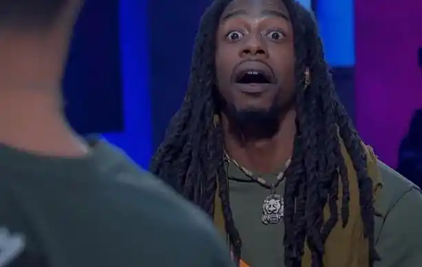 《这就是街舞》高能时刻:冯正玩出新境界,他的地板舞惊艳了罗素