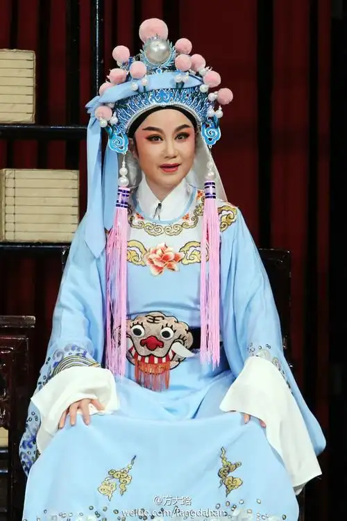 2013年10月5日 单仰萍,章瑞虹 ,钱惠丽主演的《孟丽君》