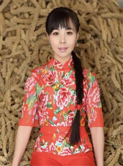 王二妮:我这辈子最正确的决定,就是放弃百万年薪嫁给乡下男友