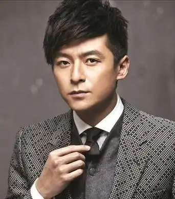 朱雨辰:曾与女神汤唯,姜妍相恋,却被母亲拆散,如今崩溃大哭|演员