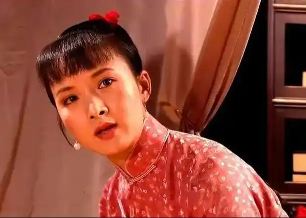 在电视连续剧巜大宅门》中扮演香秀的谢兰,她说自己对扮演白景琦 - 抖