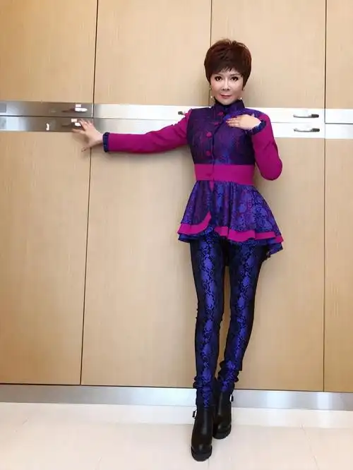 蔡明:年轻时丈夫包容我,人到中年时儿子宠我