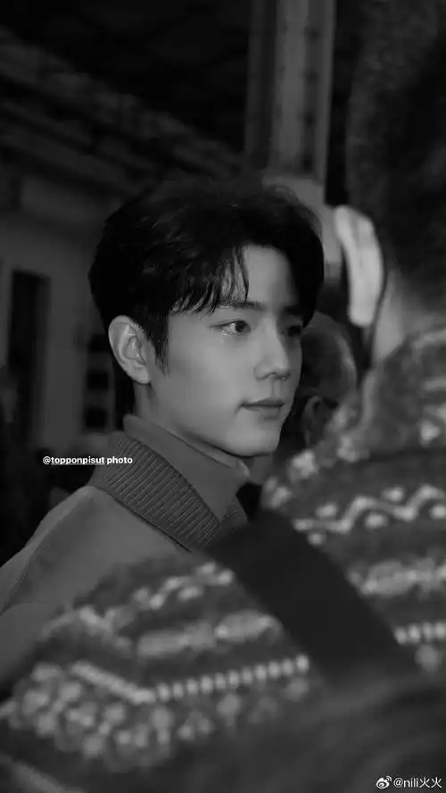 肖战米兰时装周#又一波摄影师和时尚达人等分享的肖战新图,好美呀我