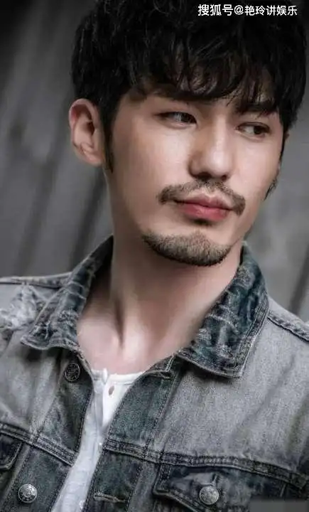 长胡子像"整容",白宇成熟帅气鹿晗略显沧桑,朱一龙却不敢认