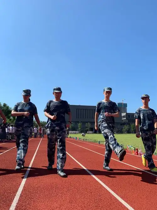 生活因你们而火热—军训第三日408的专属12小时