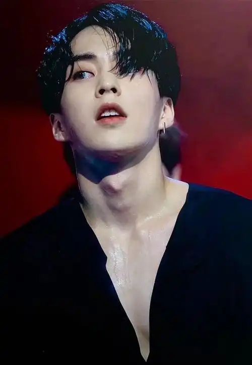 你有哪些金珉锡神图推荐? - 知乎