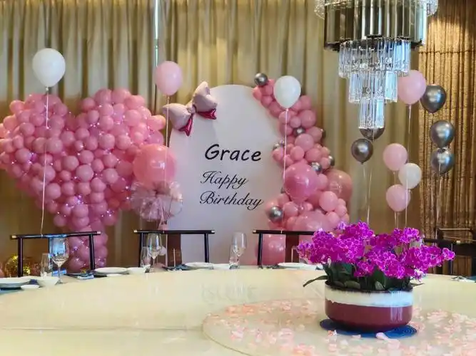 成人生日宴布置  #南宁气球布置  #生日布置  #手工创意艺术  #同城