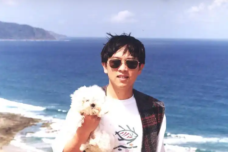 张雨生|为帮妹妹圆梦成为乐坛传奇,曾一手捧红张惠妹,却死于酒驾飙车?