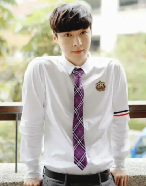 5.黄景瑜6.小白白敬亭7.8.杨洋9.许魏洲10.王俊凯11.王源12.欧豪13.