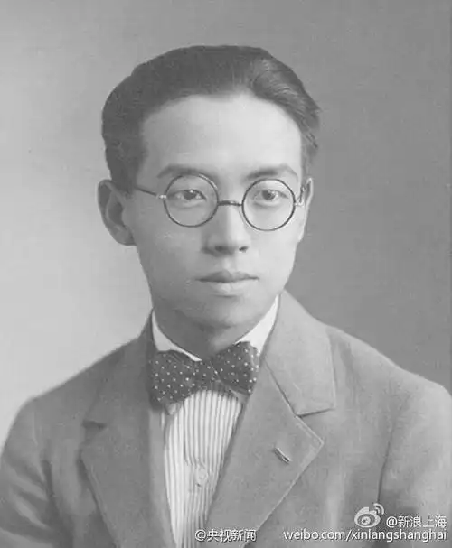 年轻时的梁思成