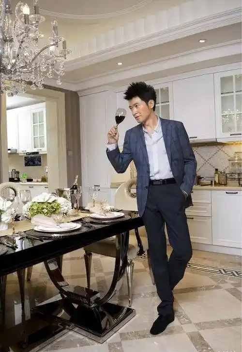 投资_李冰冰_冉莹颖