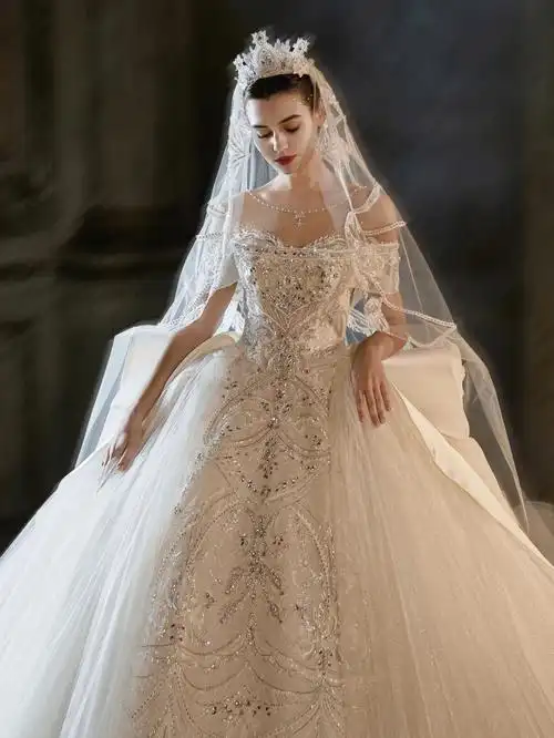 银河落泪如星辰璀璨的黎巴嫩殿堂级婚纱