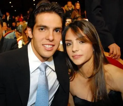 传卡卡已有新欢和妻子分居卡洛琳提出离婚图