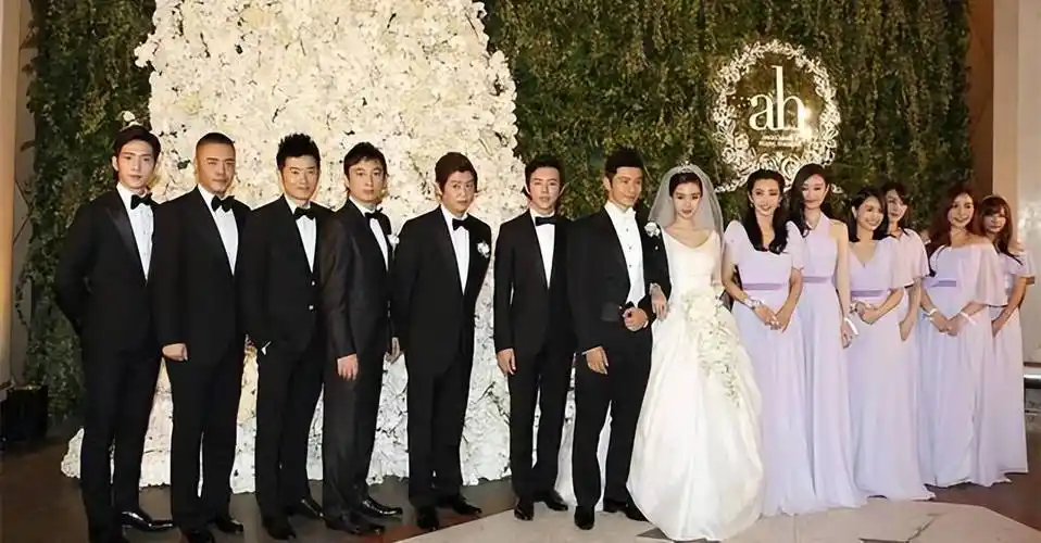 盘点明星婚礼名场面:有豪华奢侈,有简约低调,也有感动和欢喜