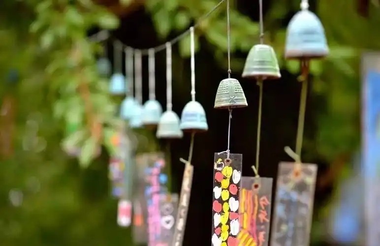 诗词伴平生风铃在雨中呼唤