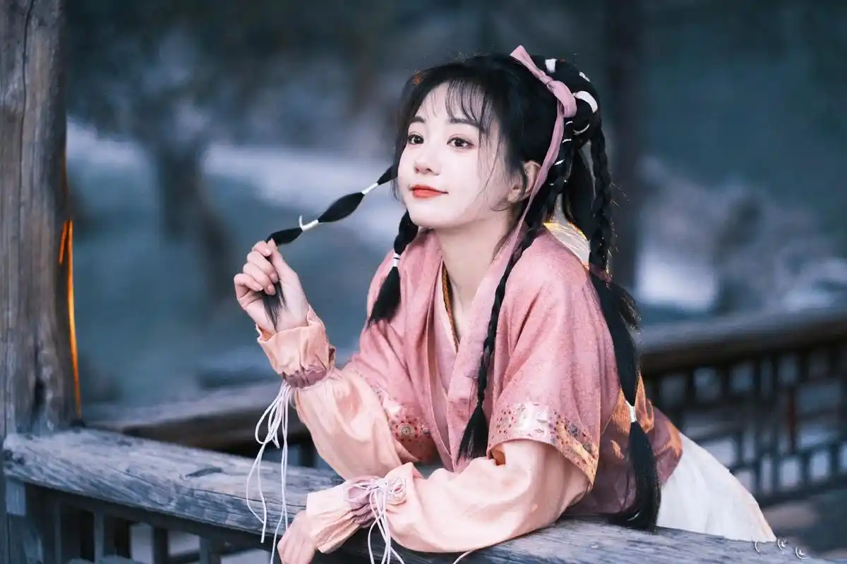 胡意旋古风壁纸