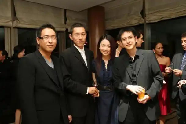 汤子嘉与汤臣共同稳步成长