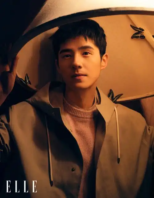 刘昊然超话& elle china may 2024    出道十年三登elle,冷暖双色封面