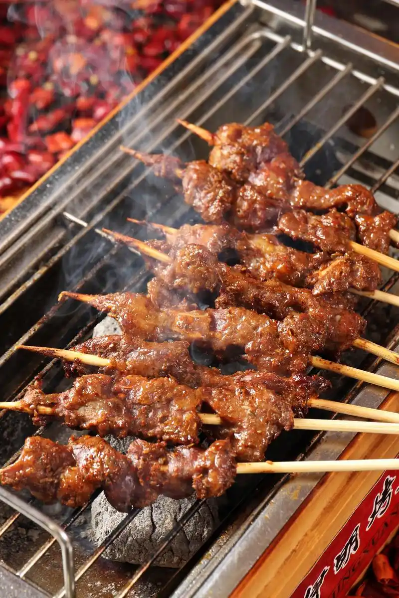 烧烤教学:羊肉的选择,羊肉串的腌制和烤法