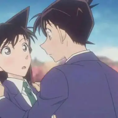 小兰工藤新一情侣头像一左一右