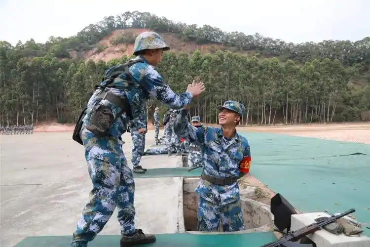 沙角新兵的一天都干些啥看完这组图你就知道了